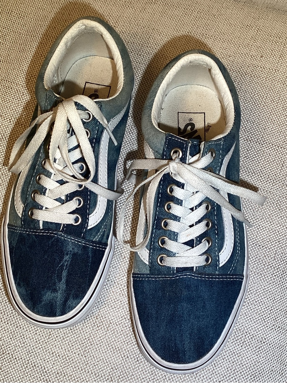 Vans women’s Denim-Blue Low-Top Lace-Up Sneakers size 8